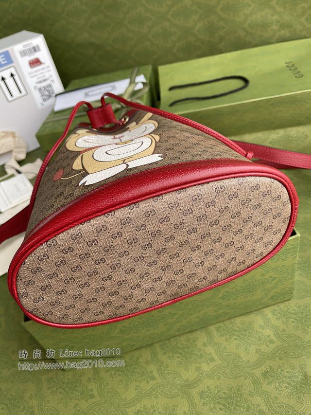 Gucci专柜新款女包, 古驰哆啦A梦牛角抽绳水桶包 Gucci单肩斜挎包 655597  gdj1596